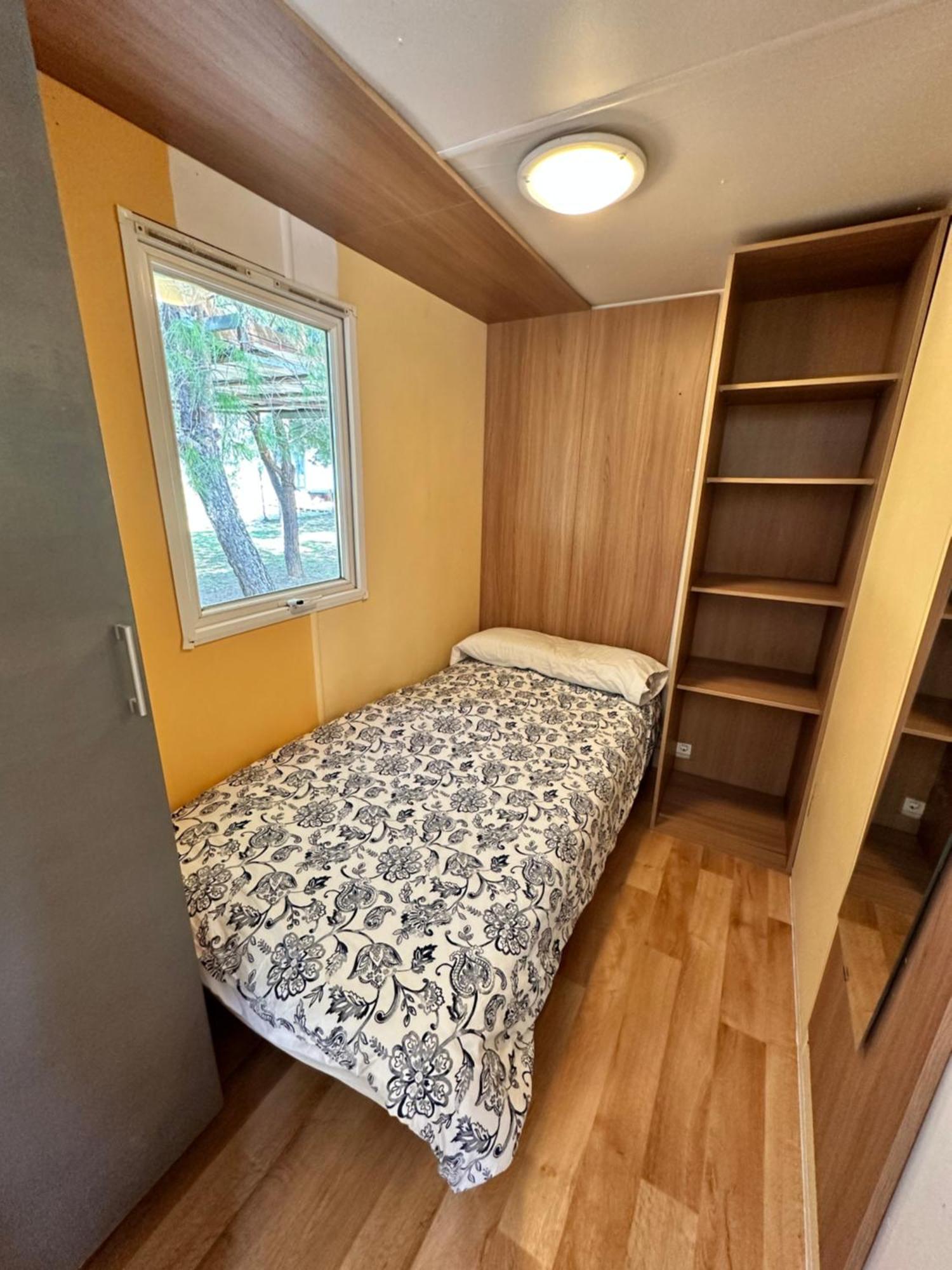 Bungalow Bambolera Torrelaguna Eksteriør bilde