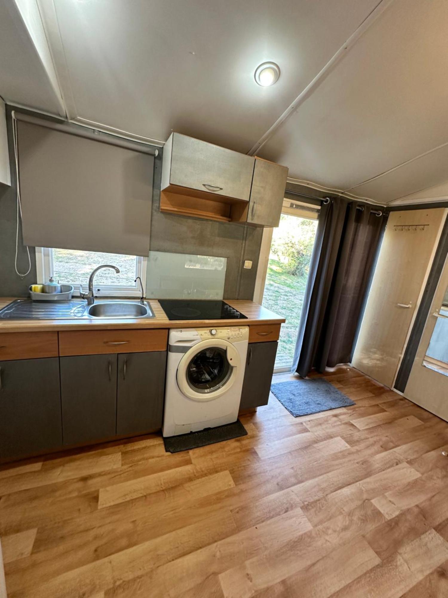 Bungalow Bambolera Torrelaguna Eksteriør bilde